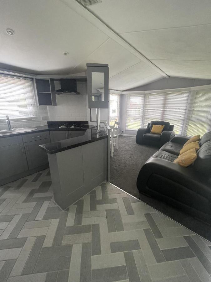 בלקפול The Winchester Chalet By Sasco מראה חיצוני תמונה